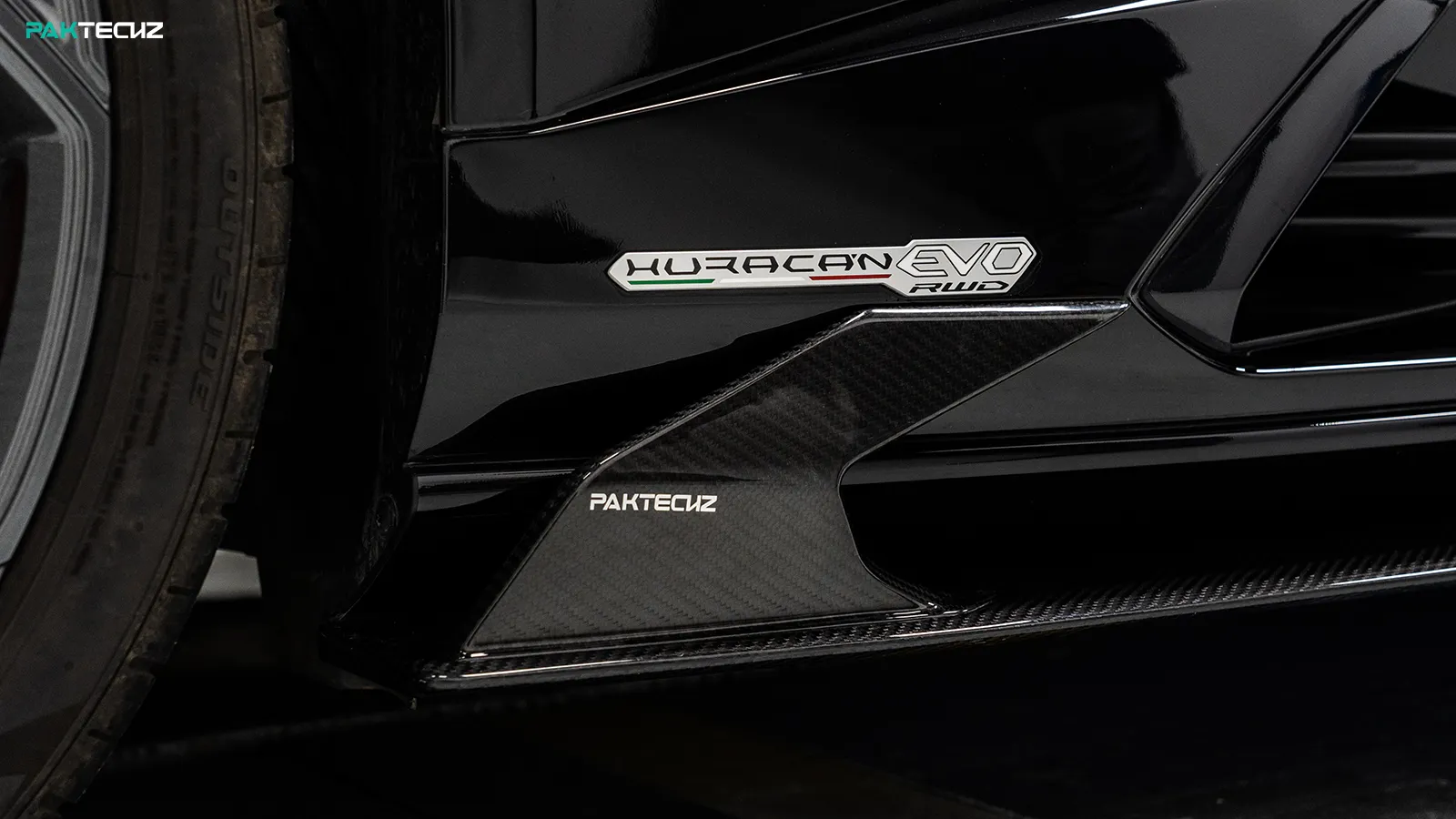 Paktechz Carbon Seitenschweller für Lamborghini Huracan EVO (RWD)