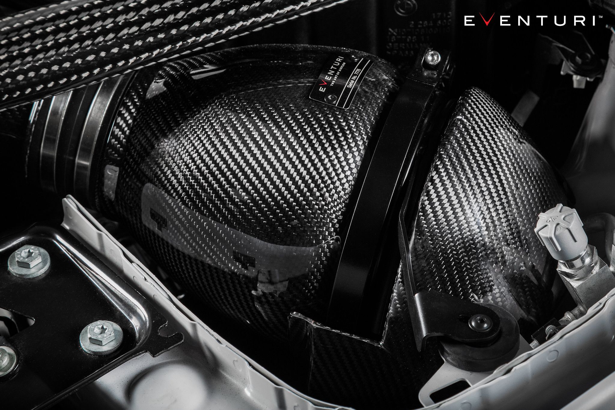 Eventuri carbon upgrade kit to V2 for BMW F8X M3 M4 intake 