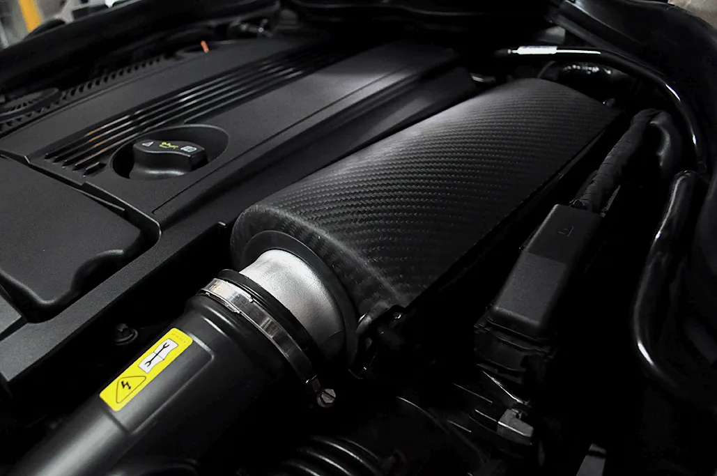 ARMASPEED Carbon Ansaugsystem für Mercedes-Benz W204 C180/C200/C250